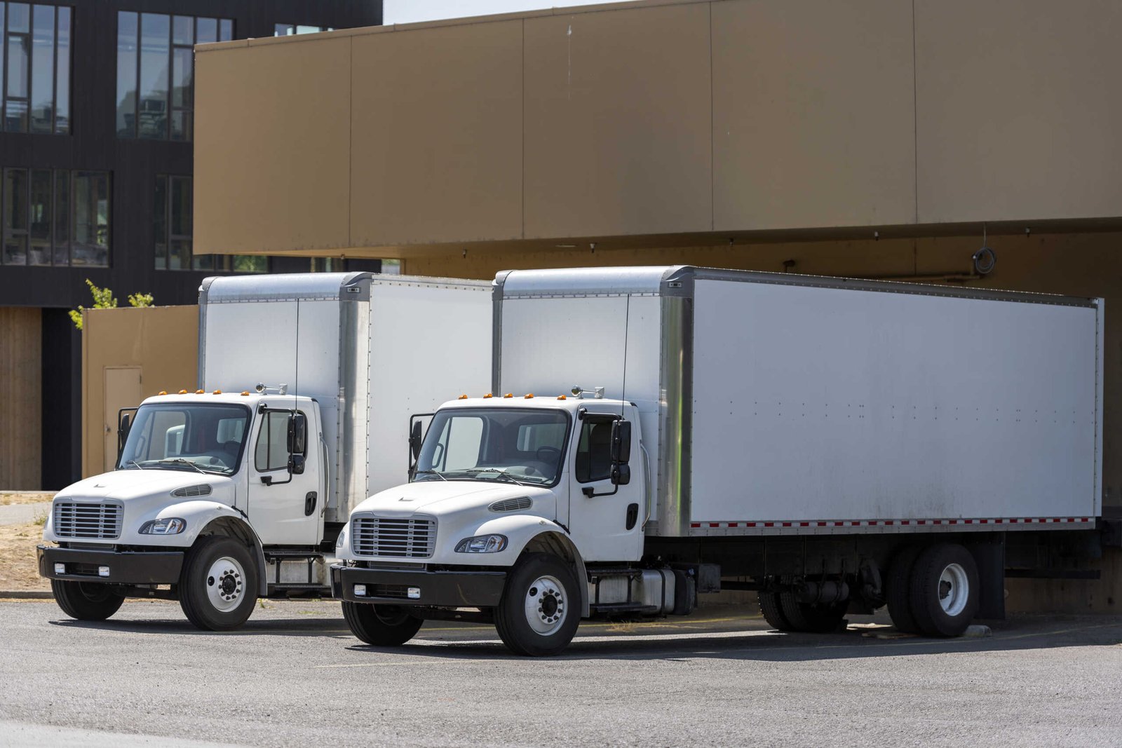 Heavy cargo transport Dubai